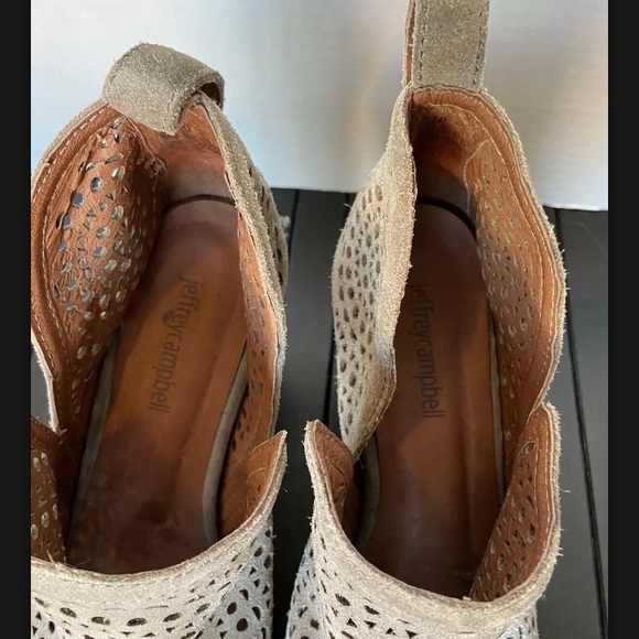 Grey Suede Booties with Mandala Cutout Size 10 - Picture 6 of 10